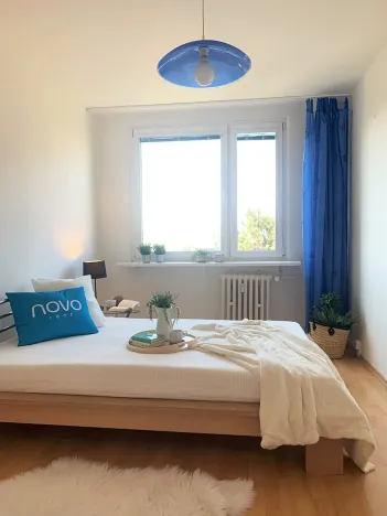 Pronájem bytu 2+kk, Praha - Kobylisy, Taussigova, 47 m2