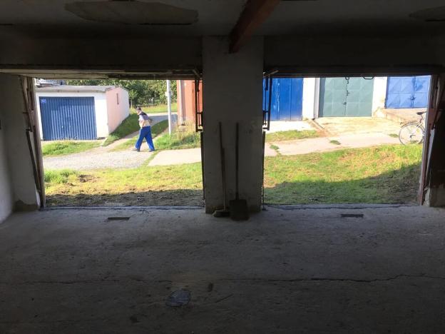 Pronájem garáže, Šlapanice, Dlouhá, 39 m2