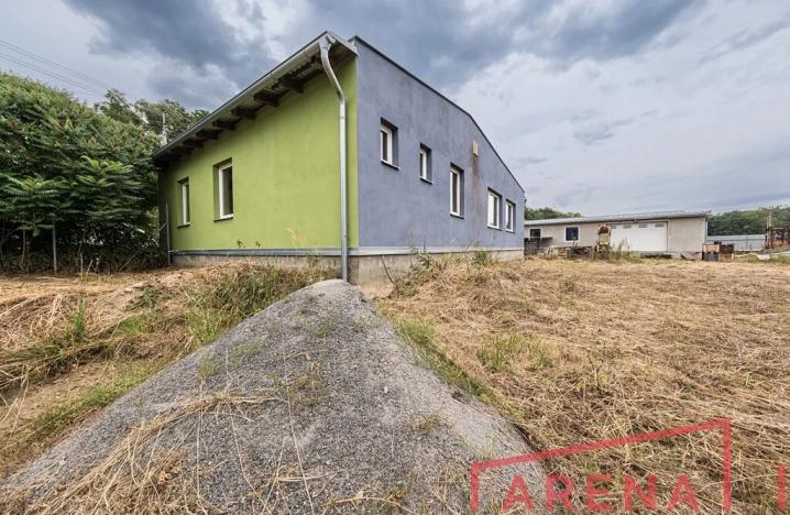 Prodej výrobních prostor, Laškov, 930 m2