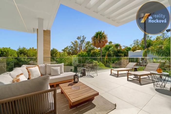 Prodej vily, Marbella, Španělsko, 611 m2