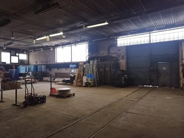 Pronájem výrobních prostor, Hradec Králové, Vážní, 630 m2