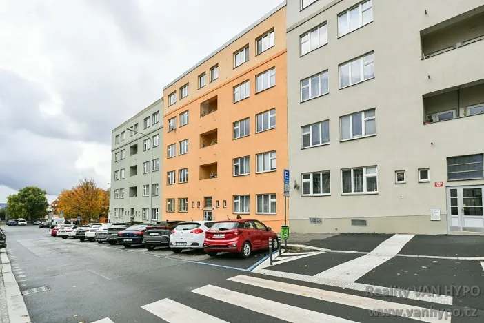 Pronájem bytu 2+kk, Praha - Vinohrady, Hollarovo náměstí, 47 m2