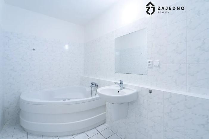 Pronájem bytu 2+kk, Brno, Majdalenky, 65 m2