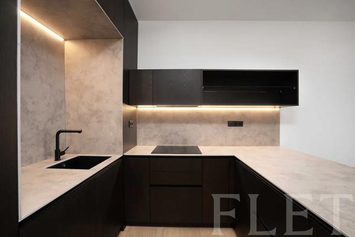 Pronájem bytu 2+kk, Praha - Bubeneč, Vítězné náměstí, 61 m2