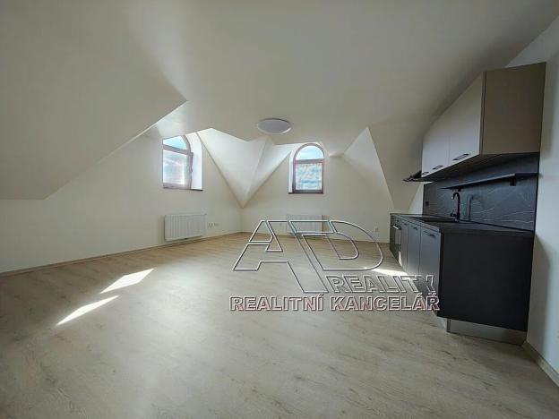 Pronájem bytu 2+kk, České Budějovice, Fráni Šrámka, 59 m2