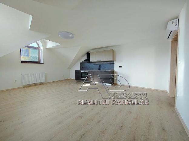 Pronájem bytu 2+kk, České Budějovice, Fráni Šrámka, 59 m2