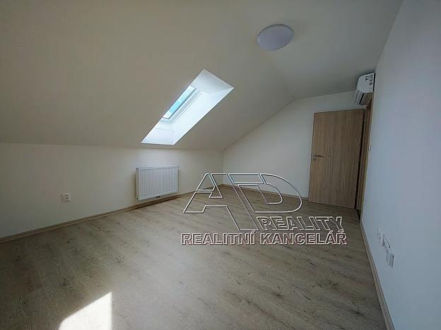 Pronájem bytu 2+kk, České Budějovice, Fráni Šrámka, 59 m2