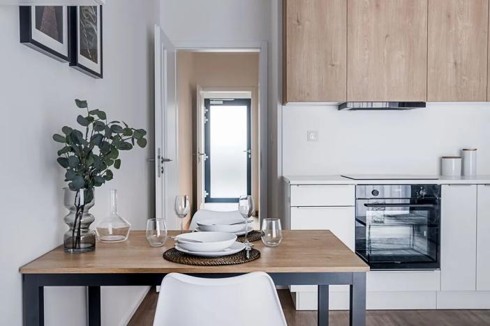 Pronájem bytu 2+kk, Praha - Karlín, Thámova, 60 m2