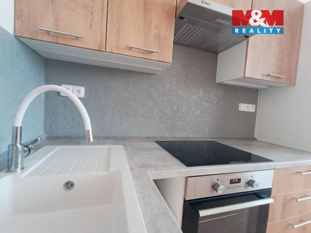 Pronájem bytu 1+1, Ústí nad Labem - Krásné Březno, Rozcestí, 41 m2