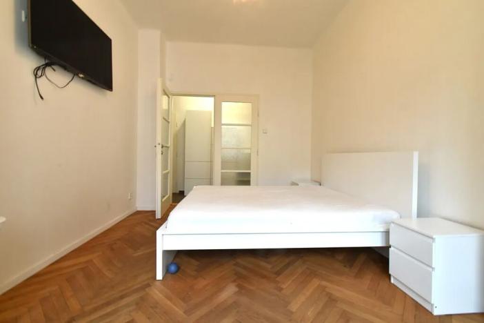 Pronájem bytu 2+kk, Praha - Holešovice, Veletržní, 44 m2