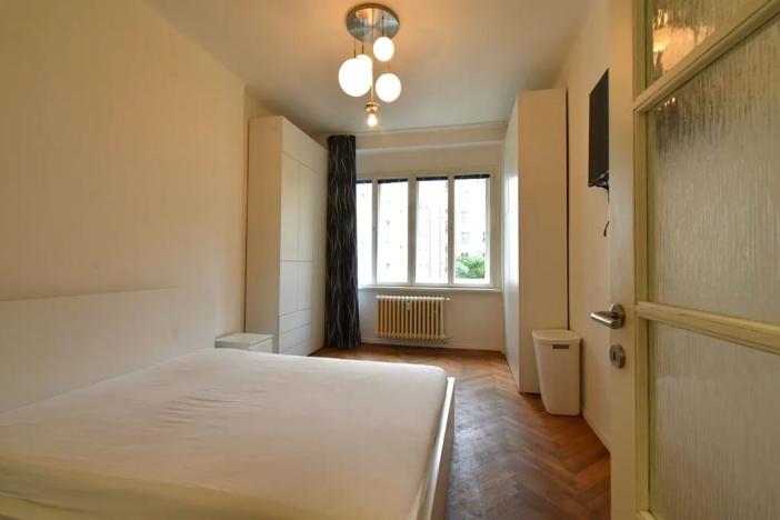 Pronájem bytu 2+kk, Praha - Holešovice, Veletržní, 44 m2