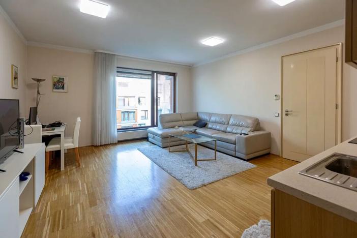 Pronájem bytu 2+kk, Praha - Karlín, Rohanské nábřeží, 57 m2