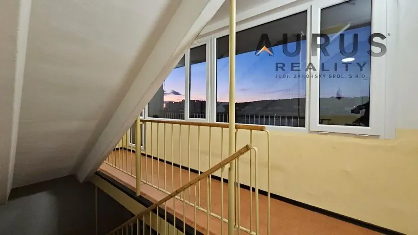 Prodej bytu 2+1, Praha - Kobylisy, Taussigova, 59 m2