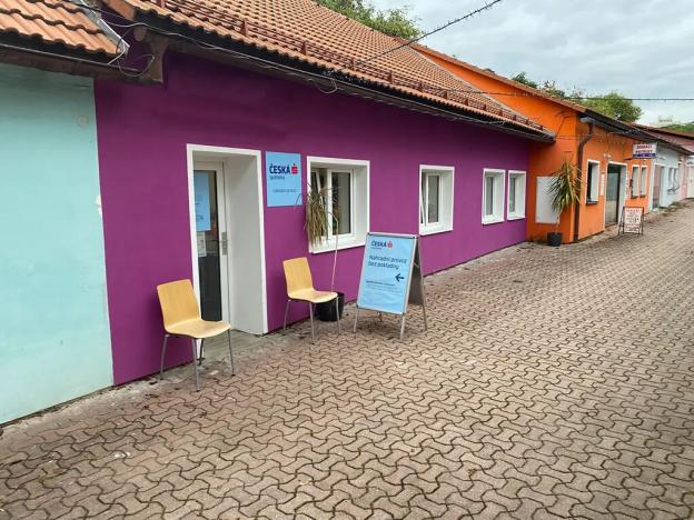 Pronájem obchodního prostoru, Říčany, Masarykovo nám., 54 m2