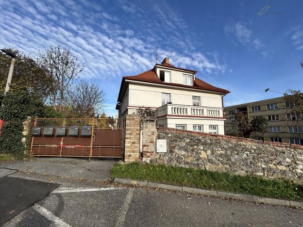 Pronájem bytu 2+1, Český Krumlov - Latrán, T. G. Masaryka, 53 m2