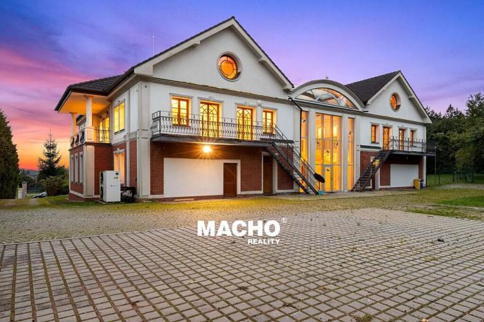 Prodej vily, Řitka, Lesní, 1181 m2