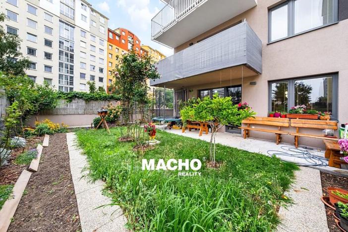 Prodej bytu 3+kk, Praha - Letňany, Křivoklátská, 98 m2
