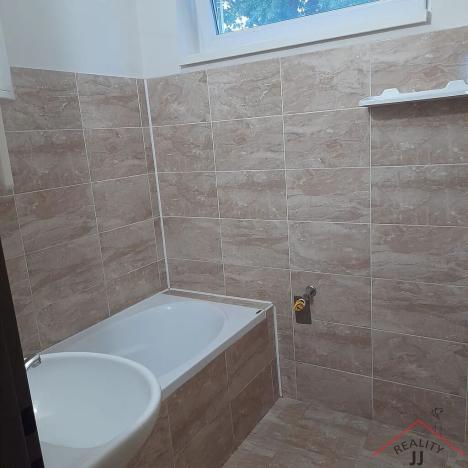 Prodej bytu 3+1, Chotěšice, 75 m2