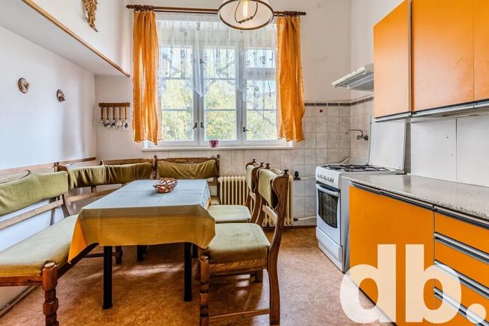 Prodej rodinného domu, Kraslice, Palackého, 380 m2