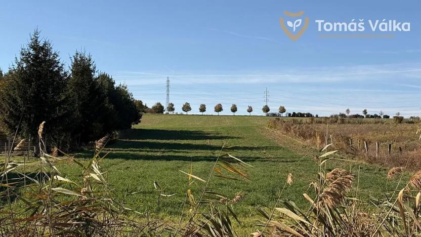 Prodej komerčního pozemku, Moravské Knínice, 6939 m2