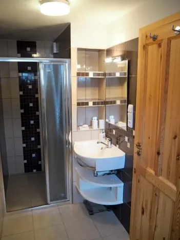 Pronájem rodinného domu, Čkyně, 180 m2