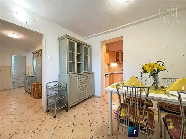 Prodej rodinného domu, Praha - Koloděje, V lipách, 120 m2