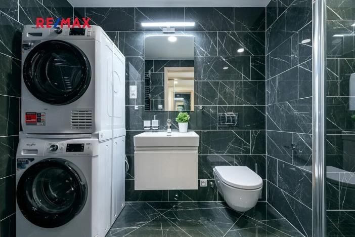 Pronájem bytu 1+kk, Praha - Žižkov, Šrámkové, 36 m2