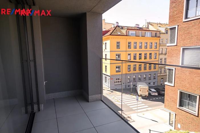 Pronájem bytu 2+kk, Praha - Libeň, Kotlaska, 59 m2