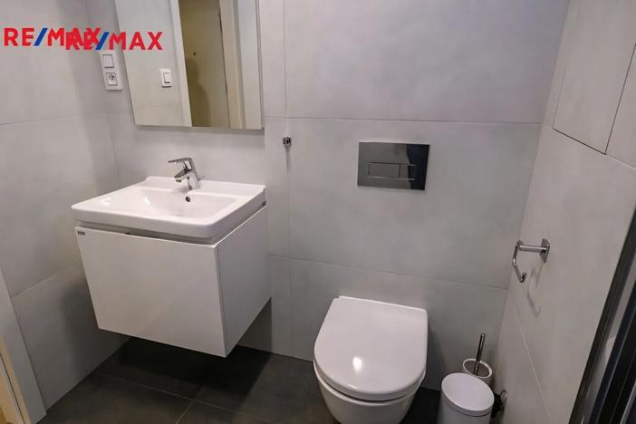 Pronájem bytu 2+kk, Praha - Libeň, Kotlaska, 59 m2