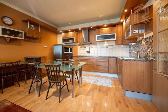 Prodej bytu 2+kk, Praha - Prosek, Vysočanská, 67 m2