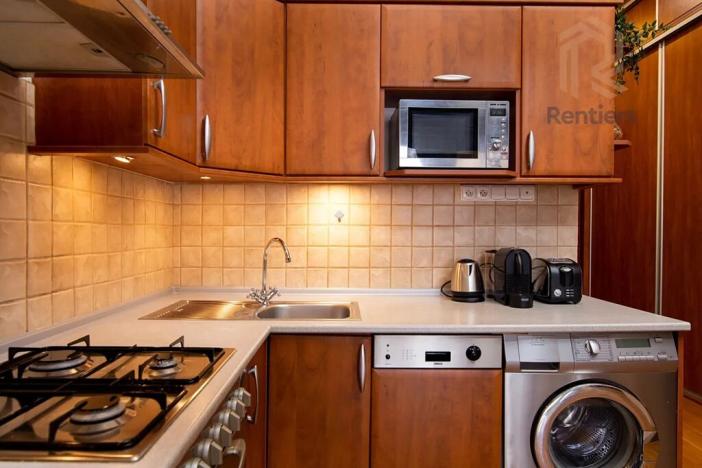 Pronájem bytu 1+kk, Praha - Smíchov, Na Valentince, 48 m2