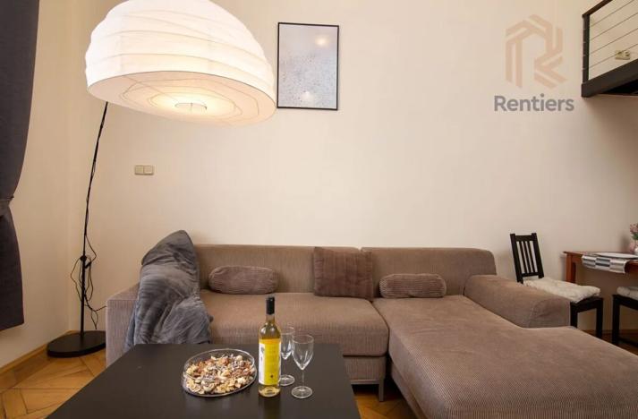 Pronájem bytu 1+kk, Praha - Smíchov, Na Valentince, 48 m2