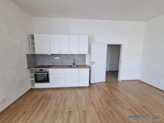 Pronájem bytu 2+kk, Náchod, Na Letné, 64 m2