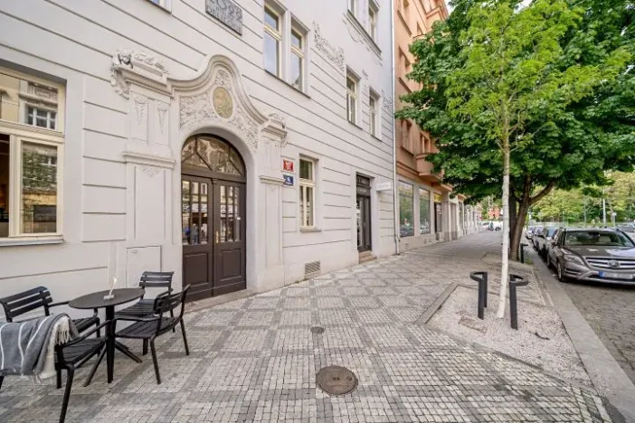 Pronájem bytu 2+kk, Praha - Nusle, Jaromírova, 58 m2