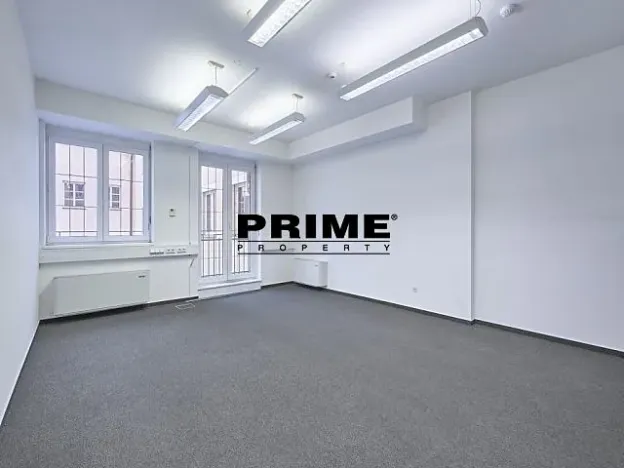 Pronájem kanceláře, Praha - Nové Město, Soukenická, 401 m2