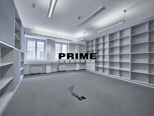 Pronájem kanceláře, Praha - Nové Město, Soukenická, 260 m2