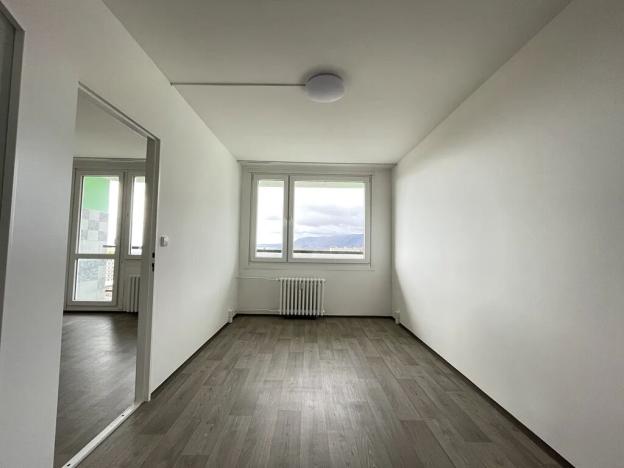 Pronájem bytu 1+1, Litvínov, Valdštejnská, 37 m2