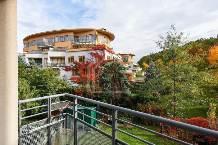 Pronájem bytu 2+kk, Praha - Košíře, Naskové, 60 m2