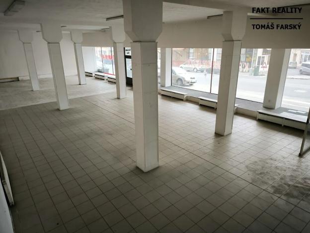 Pronájem obchodního prostoru, Děčín, Teplická, 456 m2