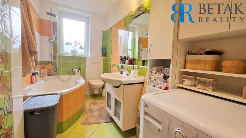 Prodej bytu 3+kk, Zlín, Obeciny X, 74 m2