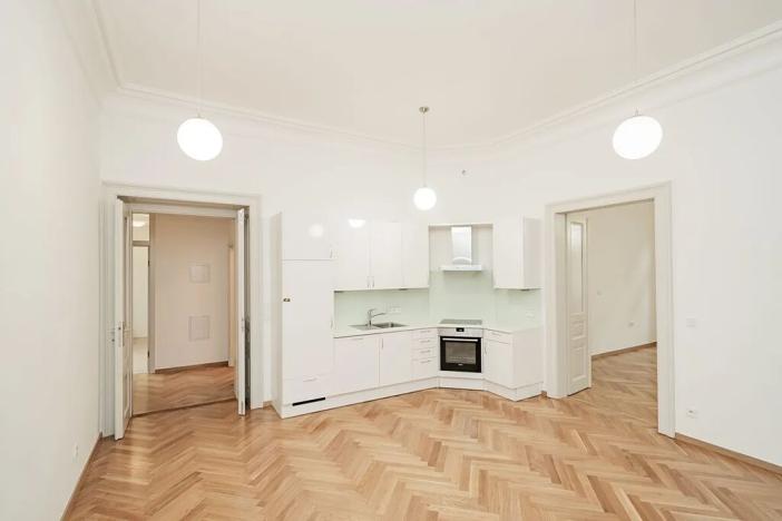 Pronájem bytu 2+kk, Praha - Vinohrady, Balbínova, 68 m2