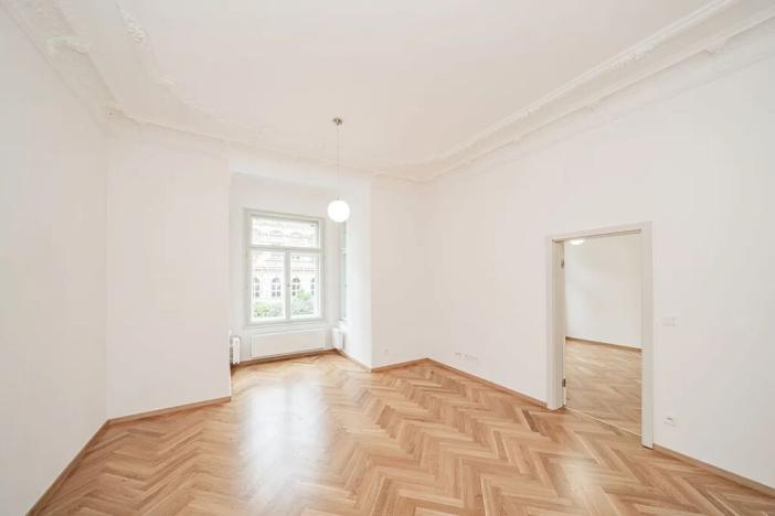 Pronájem bytu 2+kk, Praha - Vinohrady, Balbínova, 66 m2