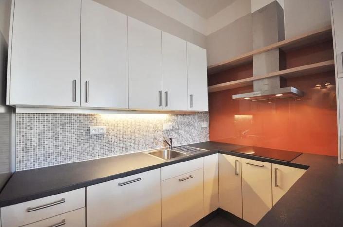 Pronájem bytu 2+kk, Praha - Smíchov, Elišky Peškové, 58 m2