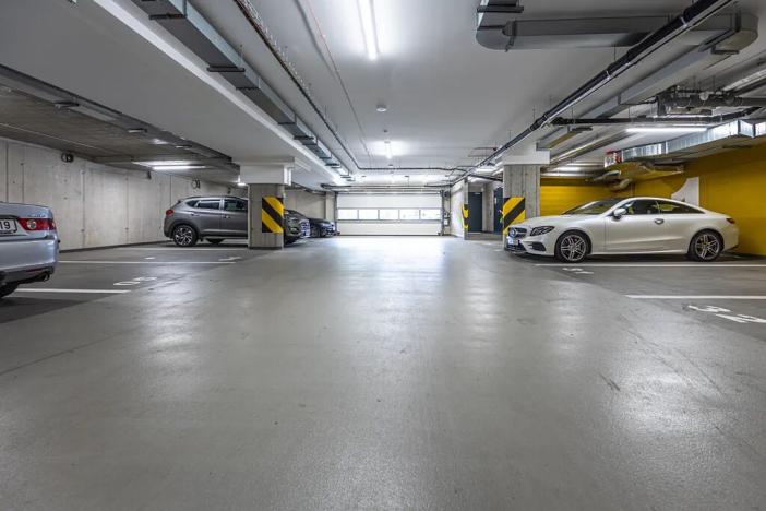 Pronájem bytu 2+kk, Praha - Karlín, Sokolova, 59 m2