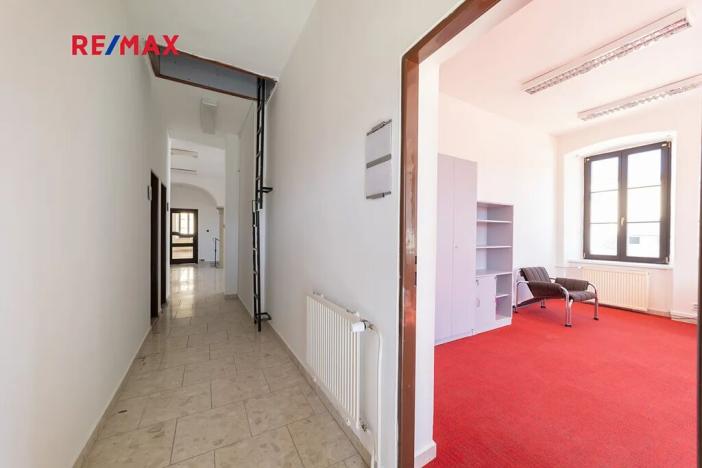 Prodej obchodního prostoru, Králíky, 5. května, 519 m2