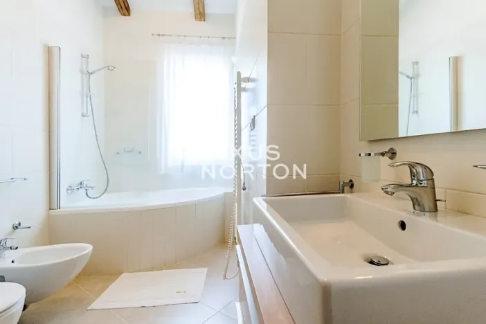 Pronájem bytu 1+kk, Praha - Vinohrady, Italská, 44 m2