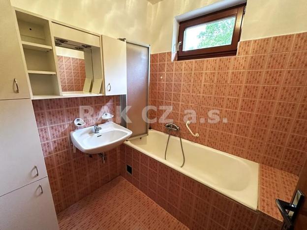 Pronájem bytu 3+1, Praha - Smíchov, Zdíkovská, 81 m2