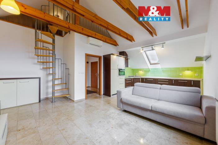 Prodej bytu 4+kk, Karlovy Vary - Stará Role, Husova, 70 m2