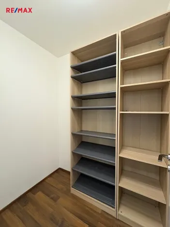 Prodej bytu 3+kk, Praha - Hloubětín, Modrého, 85 m2