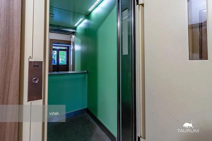 Prodej bytu 1+1, Plzeň, Komenského, 36 m2